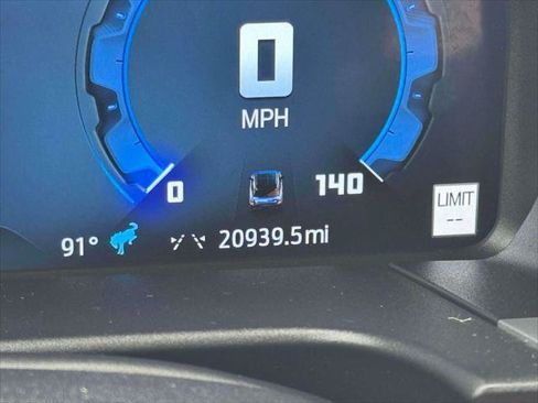 Certified 2025 Ford Bronco Sport Outer Banks w/ Outer Banks Tech Package+ AWD/4WD image 28