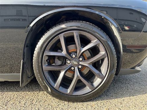 Used 2020 Dodge Challenger SXT w/ Blacktop Package image 18