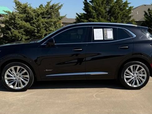 Used 2024 Buick Envision Avenir AWD/4WD image 3