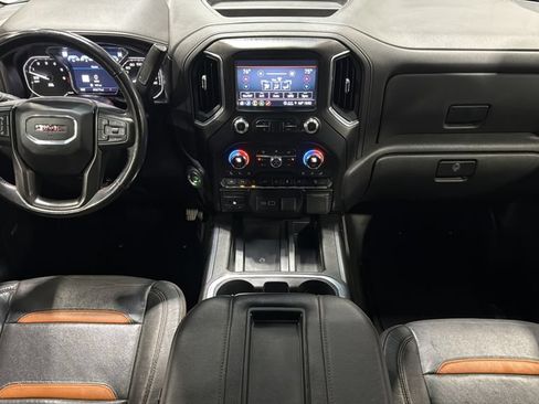 Used 2021 GMC Sierra 1500 AT4 w/ AT4 Premium Package AWD/4WD image 17