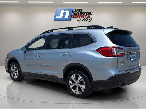Used 2023 Subaru Ascent Premium w/ Convenience Package AWD/4WD image 7