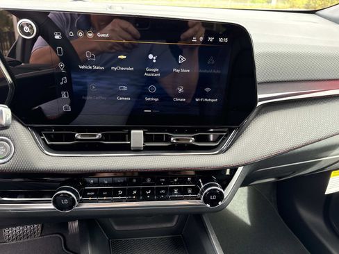 New 2026 Chevrolet Equinox RS w/ Convenience Package III FWD image 22