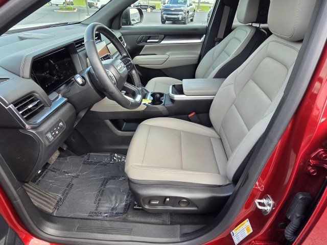 Used 2025 GMC Terrain Elevation w/ Elevation Premium Package AWD/4WD image 18