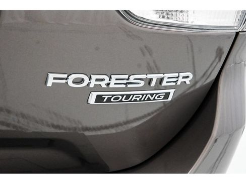 Used 2023 Subaru Forester Touring AWD/4WD image 60