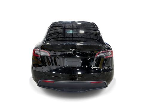 Certified 2023 Tesla Model Y Long Range AWD/4WD image 5