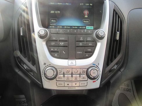 Used 2017 Chevrolet Equinox LS image 15