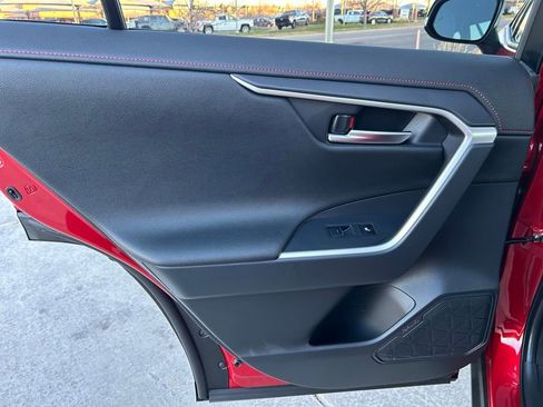 Used 2025 Toyota RAV4 XSE w/ Weather Package image 25