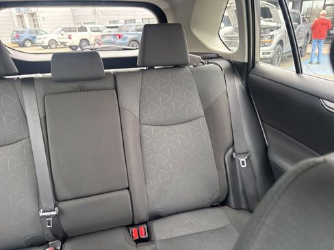 Used 2025 Toyota RAV4 XLE image 41
