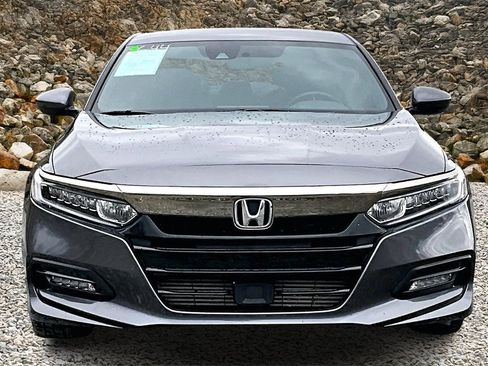 Used 2019 Honda Accord Sport image 3