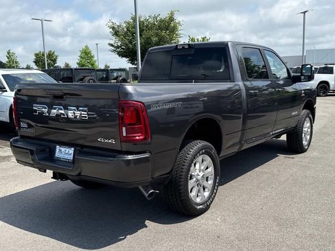 New 2025 RAM 2500 Laramie w/ Sport Appearance Package AWD/4WD image 7