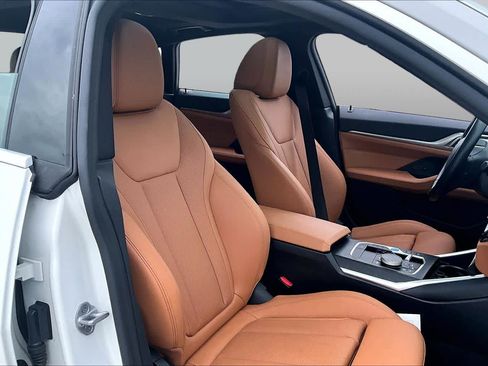 Used 2023 BMW i4 eDrive35 w/ Premium Package RWD image 8