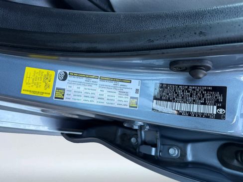 Used 2022 Toyota Corolla LE image 15