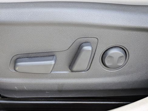 Used 2023 Hyundai Kona SEL FWD image 16