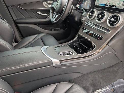 Used 2022 Mercedes-Benz GLC 300 4MATIC image 22