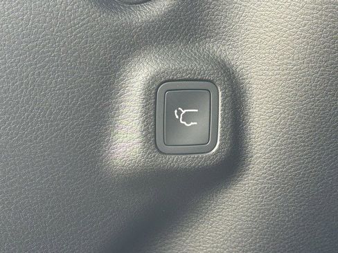 New 2026 Jeep Compass Latitude image 29