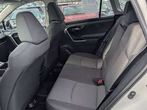 Certified 2022 Toyota RAV4 XLE image 17