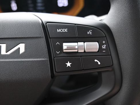 New 2026 Kia K4 FWD image 25