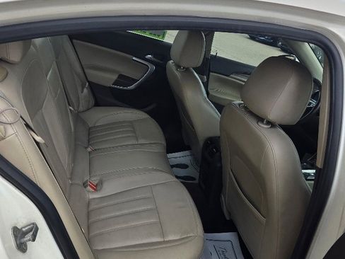 Used 2012 Buick Regal Premium image 13