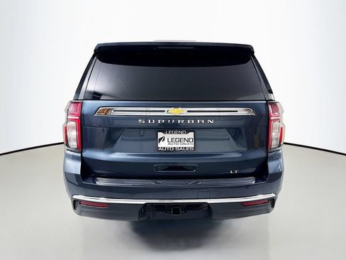 Used 2021 Chevrolet Suburban LT RWD image 5