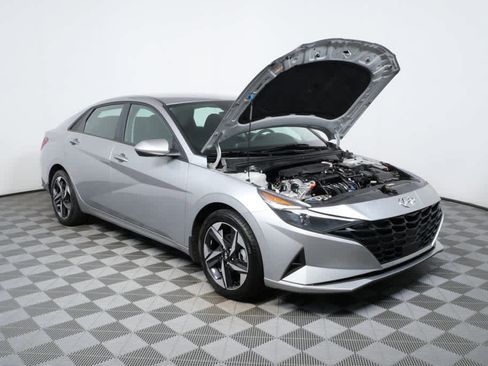 Certified 2023 Hyundai Elantra SEL w/ Convenience Package image 29