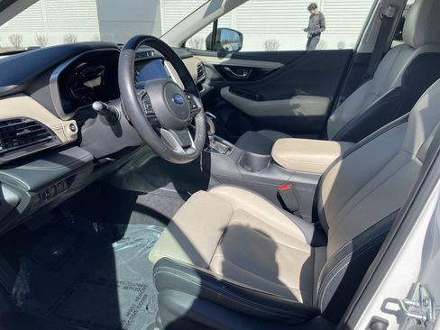 Used 2024 Subaru Outback Limited image 3