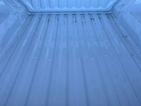 Used 2024 GMC Canyon AT4 w/ AT4 Premium Package image 17