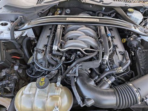 Used 2016 Ford Mustang GT RWD image 21