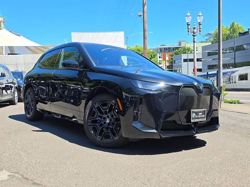 Used 2026 BMW iX xDrive60 w/ M Sport Package AWD/4WD image 2