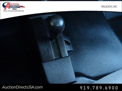 Used 2015 Chevrolet Silverado 1500 W/T AWD/4WD image 24