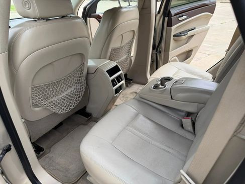 Used 2012 Cadillac SRX Luxury FWD image 16