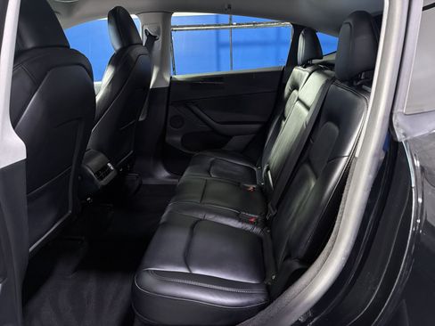 Used 2023 Tesla Model Y Performance AWD/4WD image 26