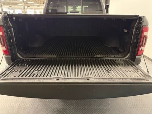 Used 2019 RAM 1500 Laramie image 19