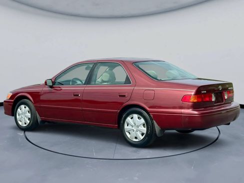 Used 2001 Toyota Camry CE FWD image 4