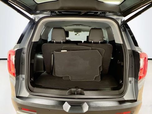 Used 2020 GMC Acadia SLT FWD image 27