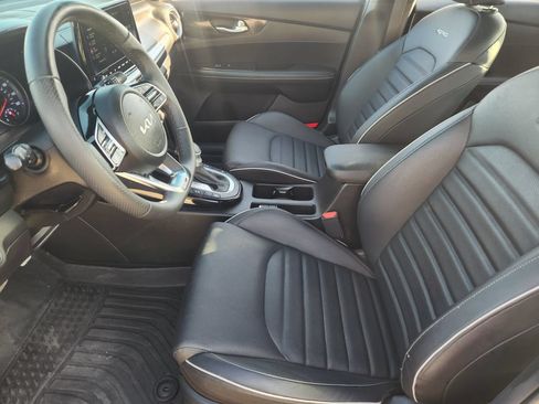 Used 2024 Kia Forte GT-Line w/ GT-Line Premium Package FWD image 12