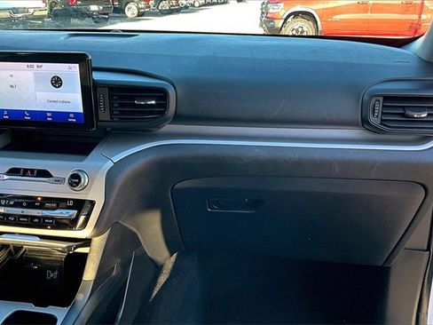 Used 2020 Ford Explorer XLT w/ Comfort Package image 21