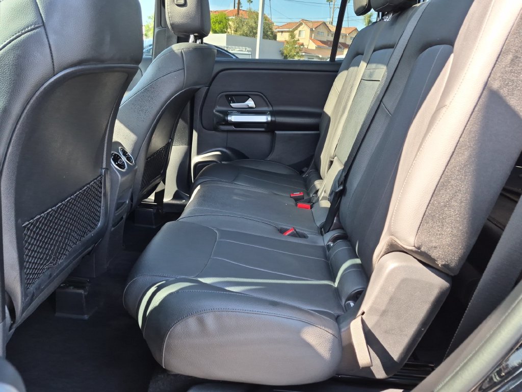 Used 2023 Mercedes-Benz GLB 250 image 29