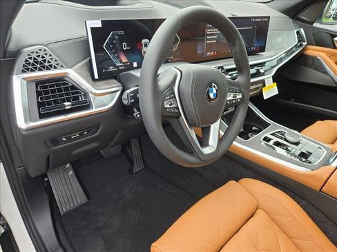 New 2026 BMW X5 xDrive40i image 3