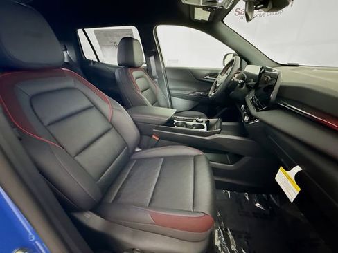 New 2026 Chevrolet Equinox RS w/ Convenience Package III FWD image 28
