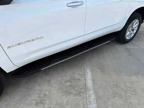 Used 2023 Chevrolet Suburban Premier AWD/4WD image 15