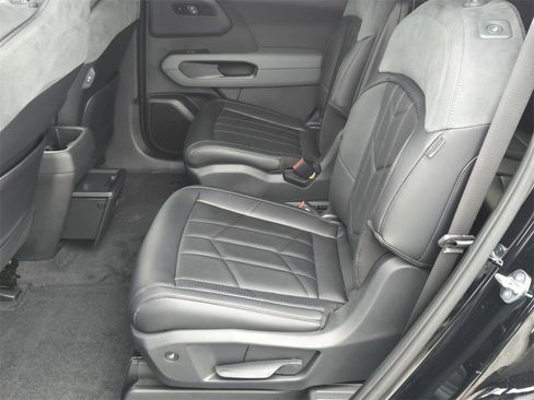 New 2027 Kia Telluride X-Line SX Prestige image 8