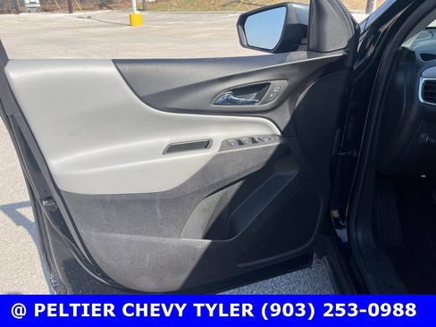 Used 2024 Chevrolet Equinox LS image 11