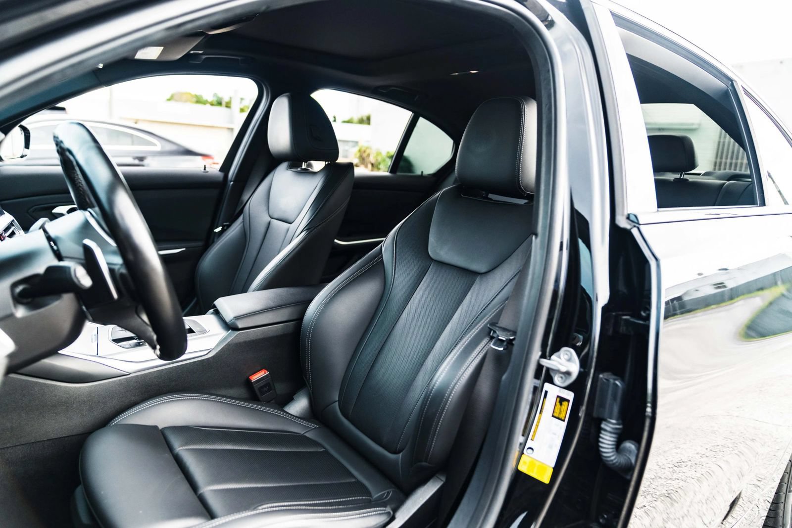 Used 2022 BMW M340i RWD image 14