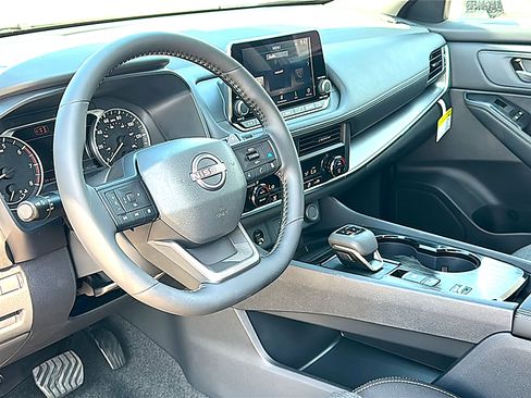 New 2026 Nissan Rogue SV FWD image 7