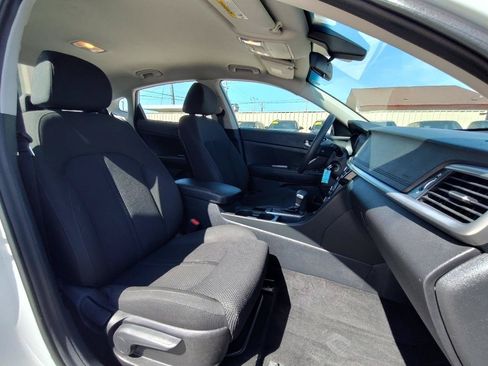 Used 2019 Kia Optima LX FWD image 41