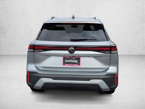New 2026 Volkswagen Tiguan S image 6