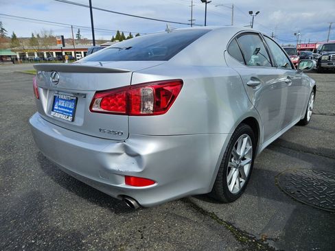 Used 2011 Lexus IS 250 w/ Premium Pkg Value Edition image 5