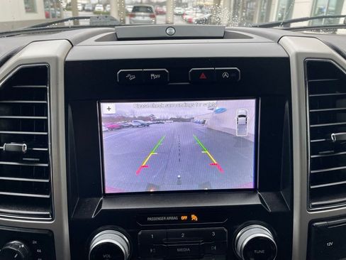 Used 2019 Ford F150 Lariat w/ Equipment Group 502A Luxury image 17