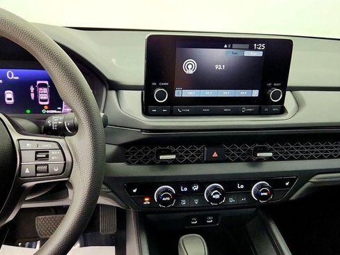 Used 2024 Honda Accord EX image 18