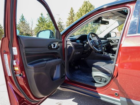 Used 2022 Jeep Compass Trailhawk w/ Trailhawk Elite Group image 10